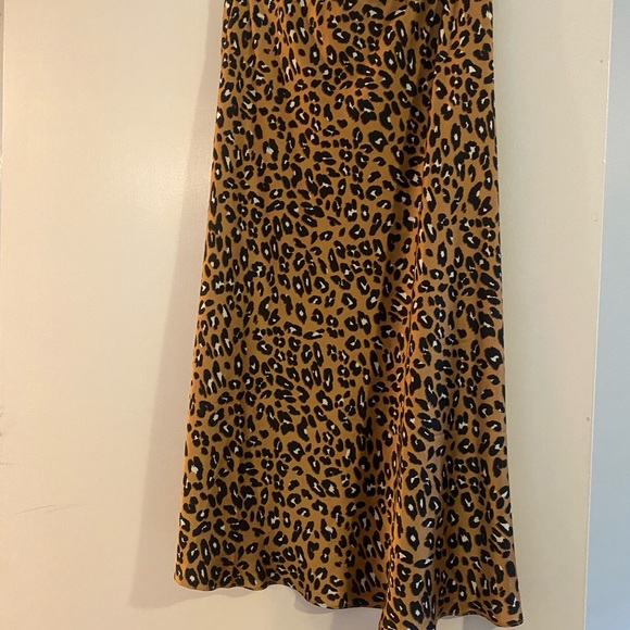 Cheetah Print MIDI Skirt - Size UK 10 / US medium - Picture 2 of 3